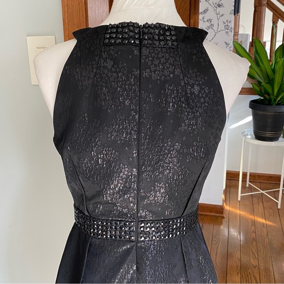 Carmen Marc Valvo Collection shimmer little black dress beaded neckline size 4 - Picture 5 of 10